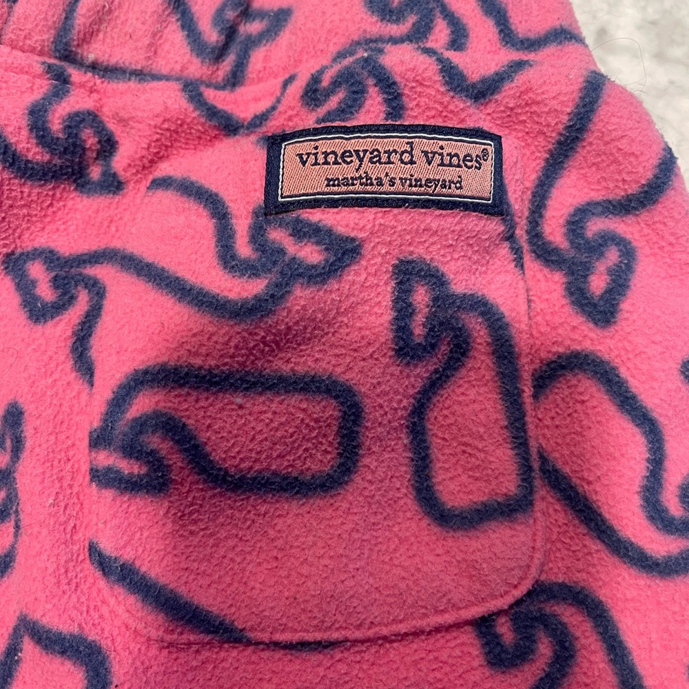 Vineyard Vines Girl’s pink navy fleece PJ pants. Size 8-10.